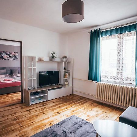 Zahradni Apartment เชสกี้ครุมลอฟ ภายนอก รูปภาพ
